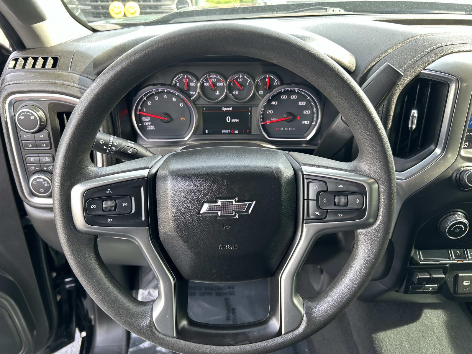 2019 Chevrolet Silverado 1500 RST - Photo 17