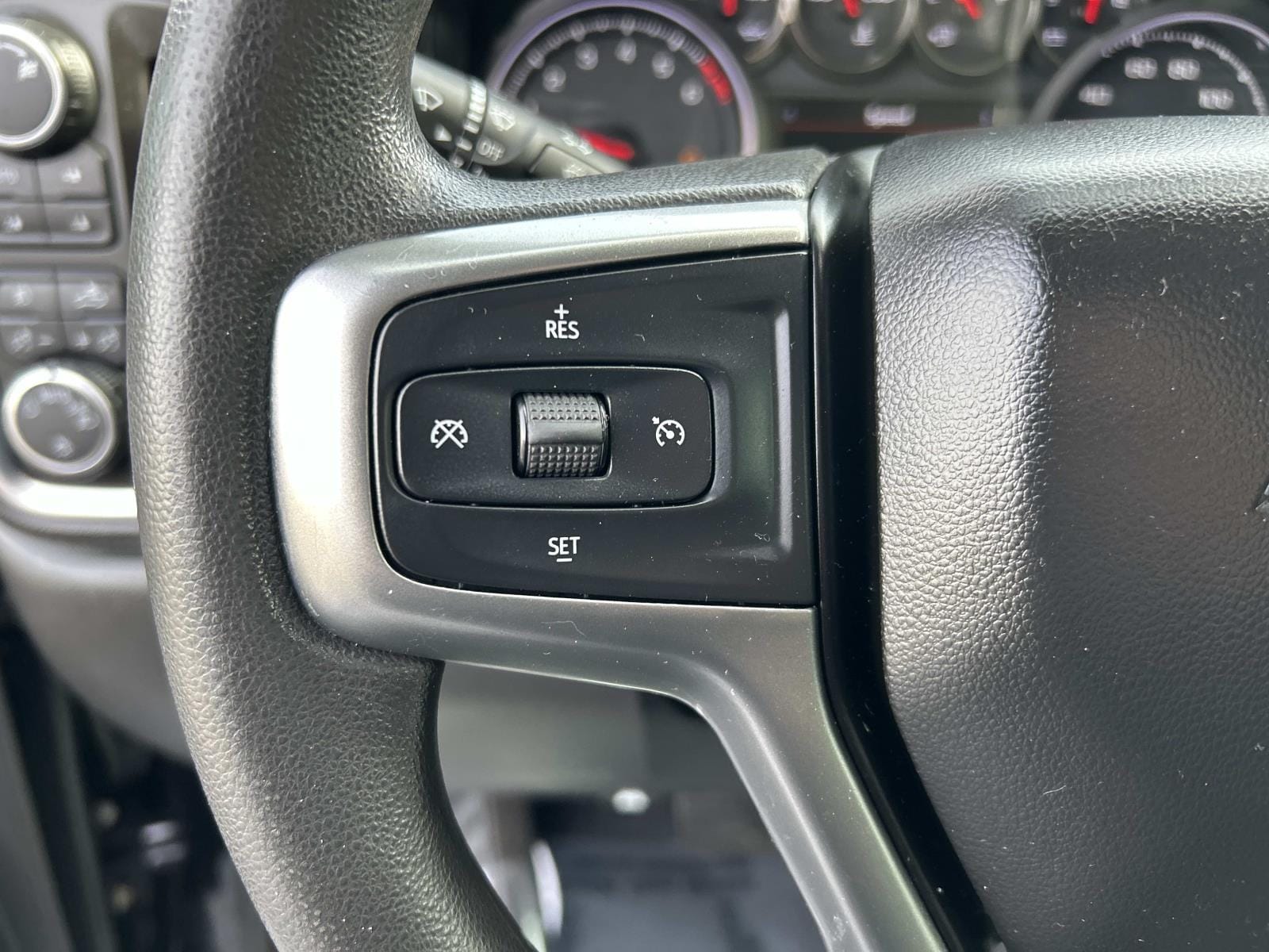 2019 Chevrolet Silverado 1500 RST - Photo 18
