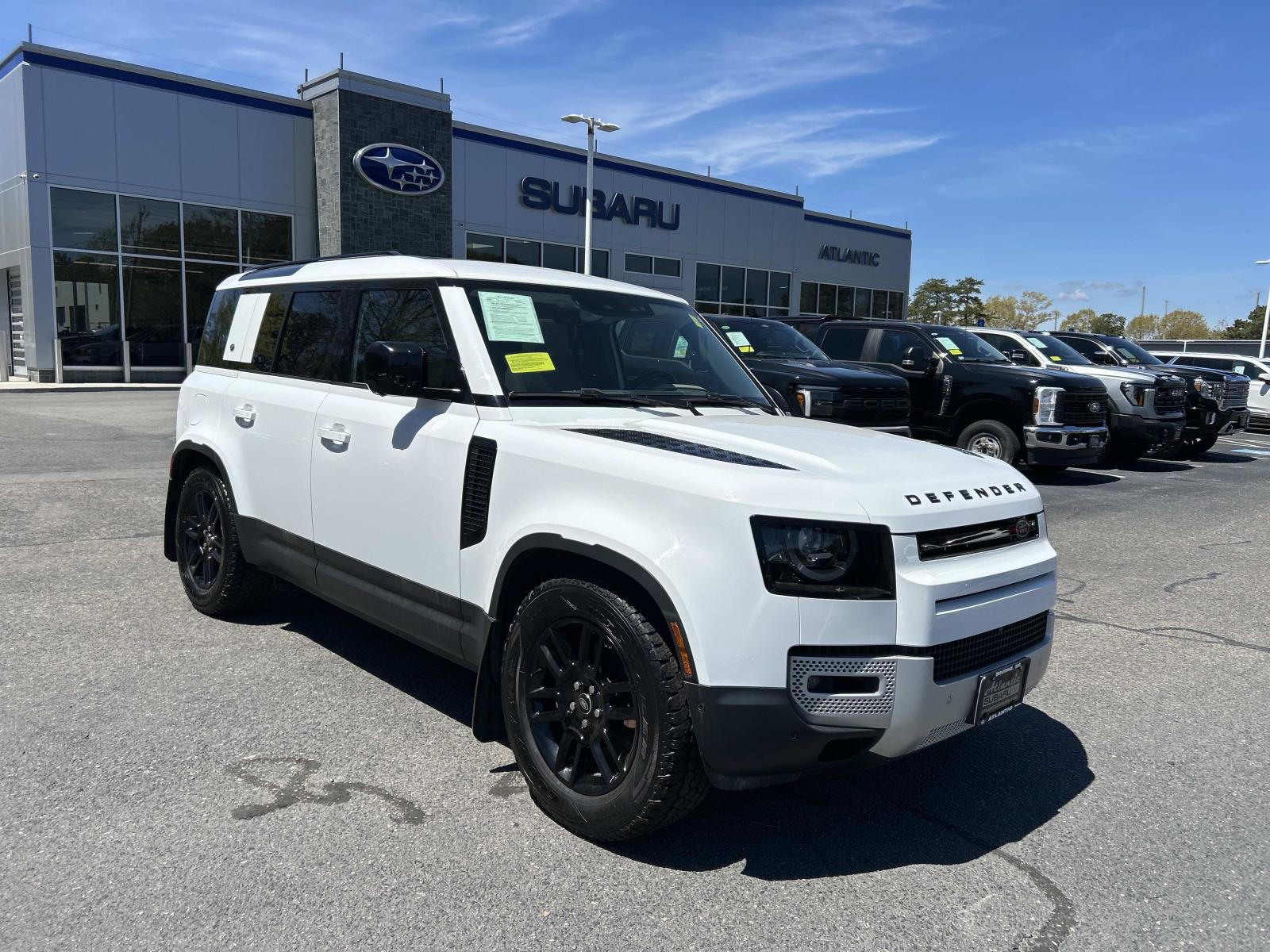 2024 Land Rover Defender 110 S P300's photo