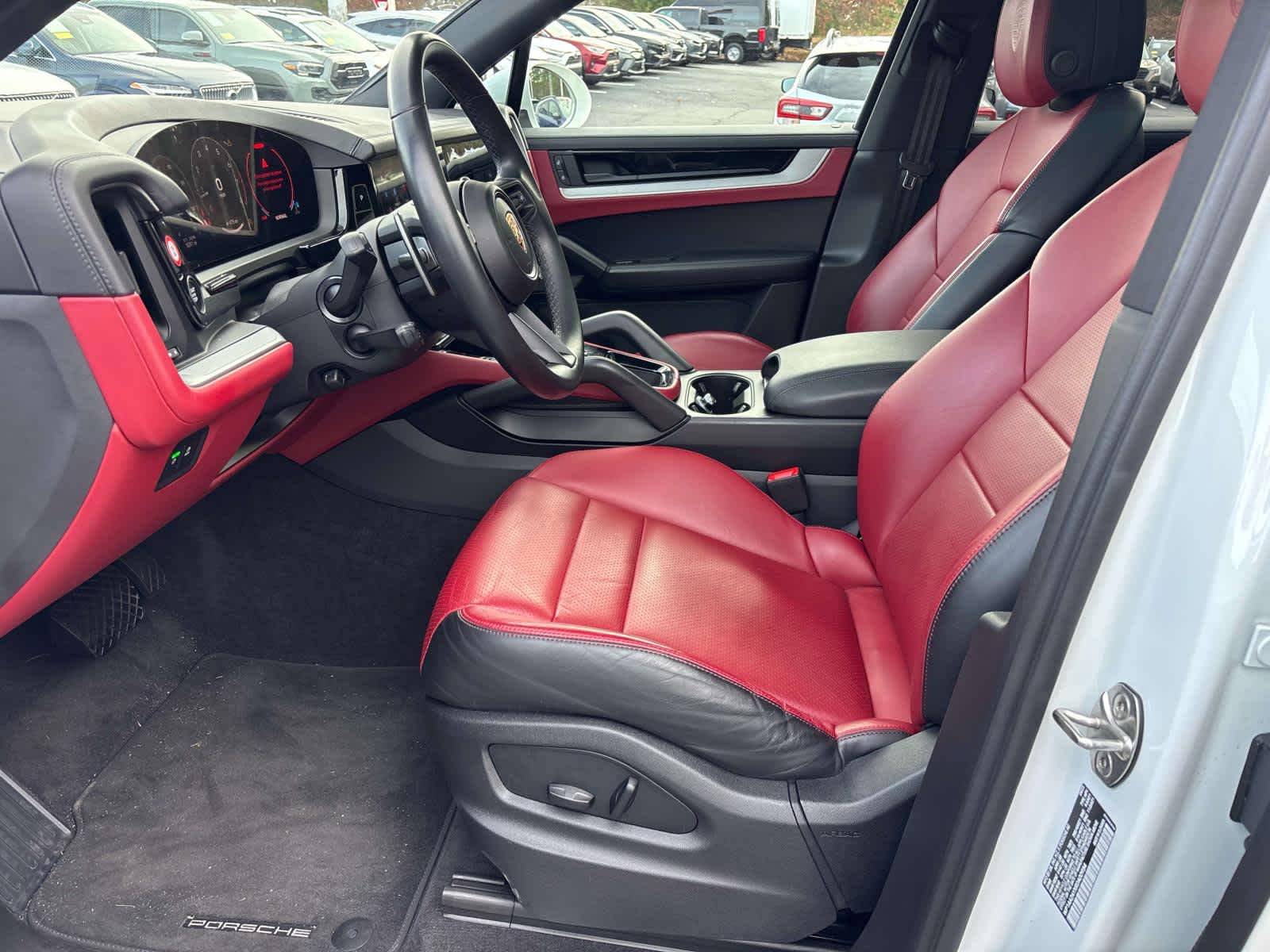 2024 Porsche Cayenne Base - Photo 6