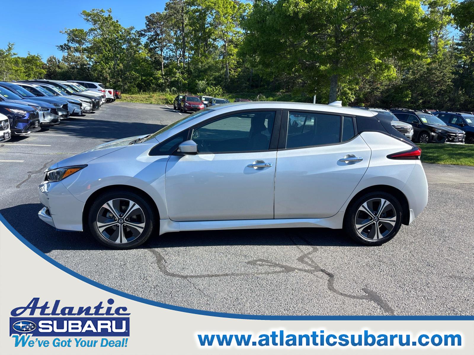 2020 Nissan Leaf SV Plus's photo