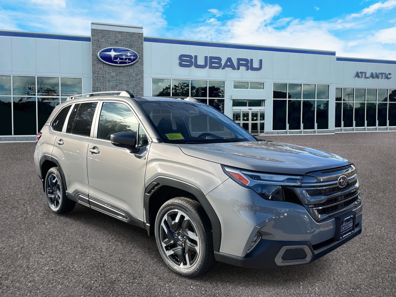 2025 Subaru Forester Limited's photo