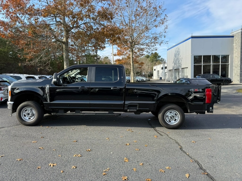 2024 Ford F-250 Super Duty XL's photo