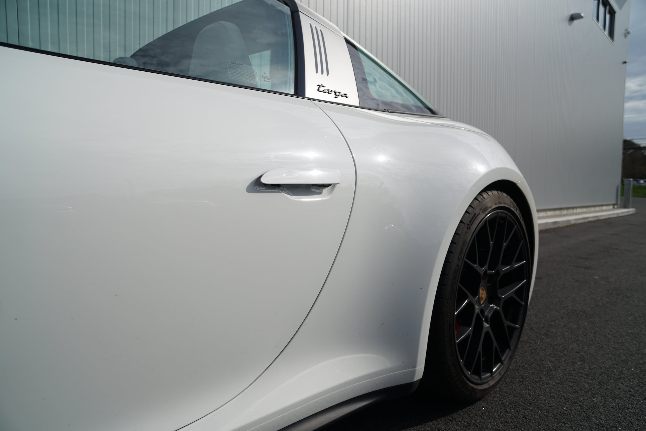 2024 Porsche 911 GTS - Photo 21