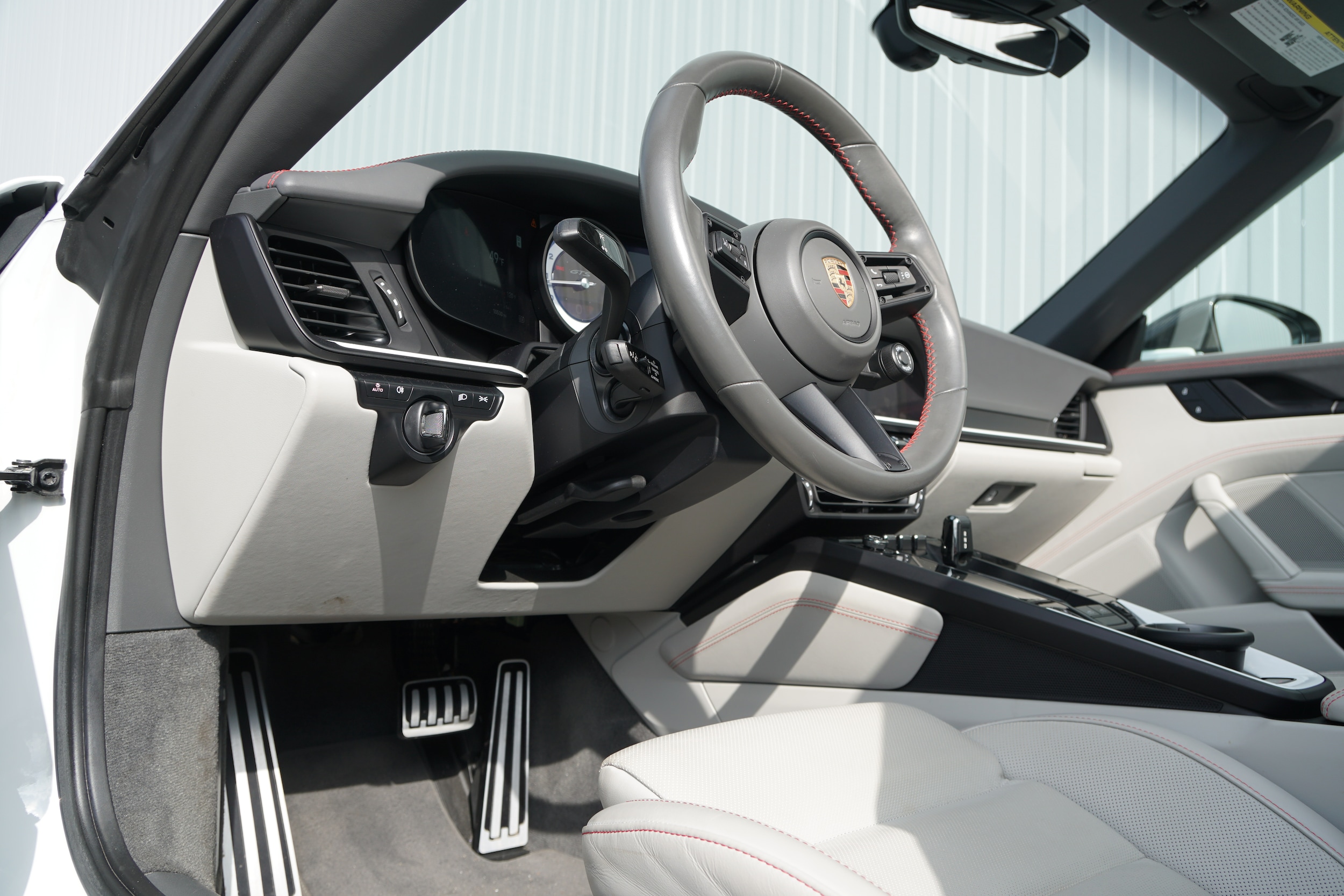 2024 Porsche 911 GTS - Photo 29