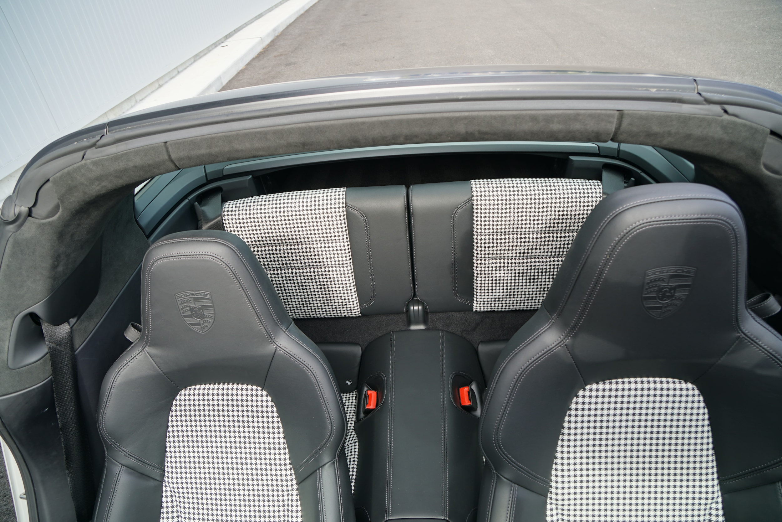 2024 Porsche 911 Edition 50 Years Porsche Design - Photo 11
