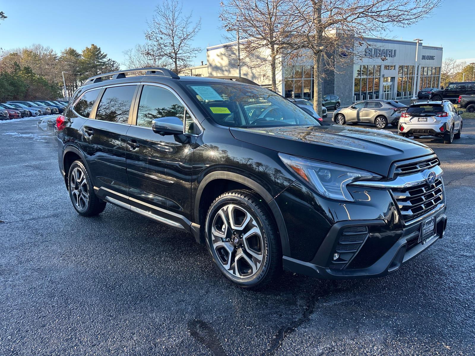 2023 Subaru Ascent Limited's photo