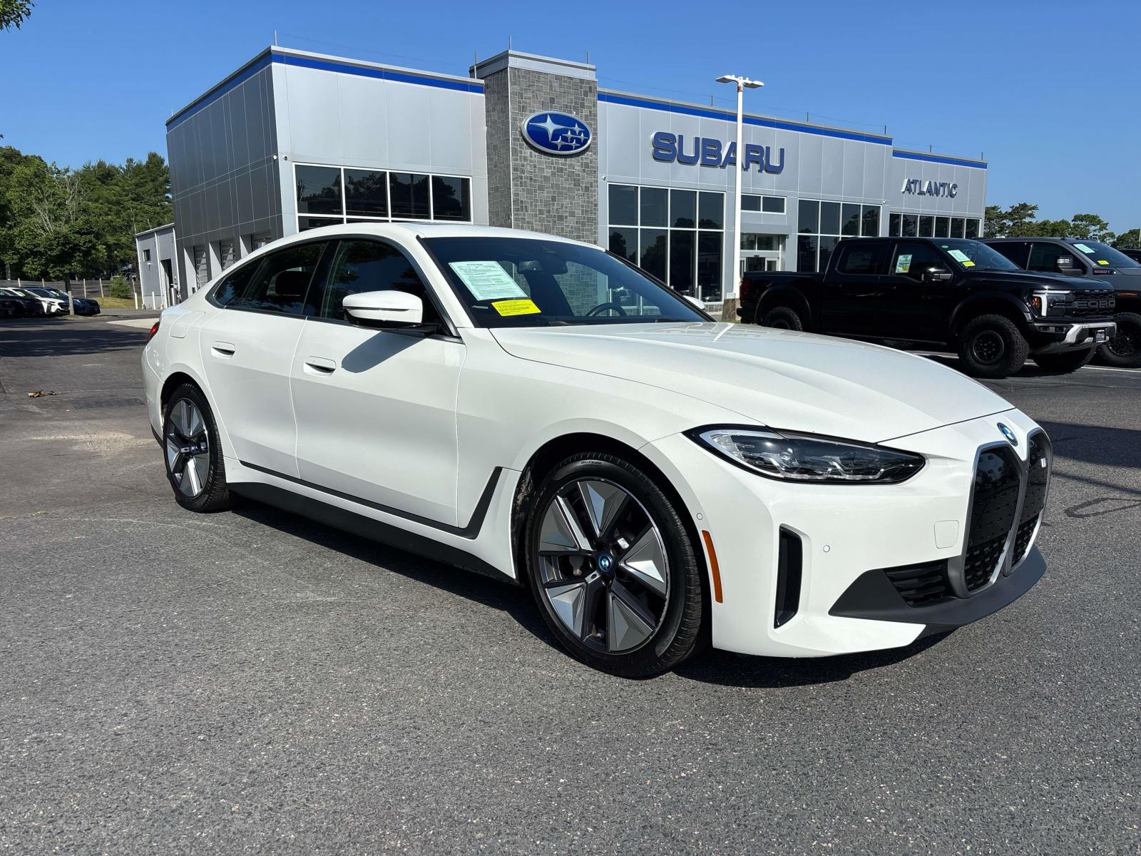 2023 BMW i4 eDrive35's photo