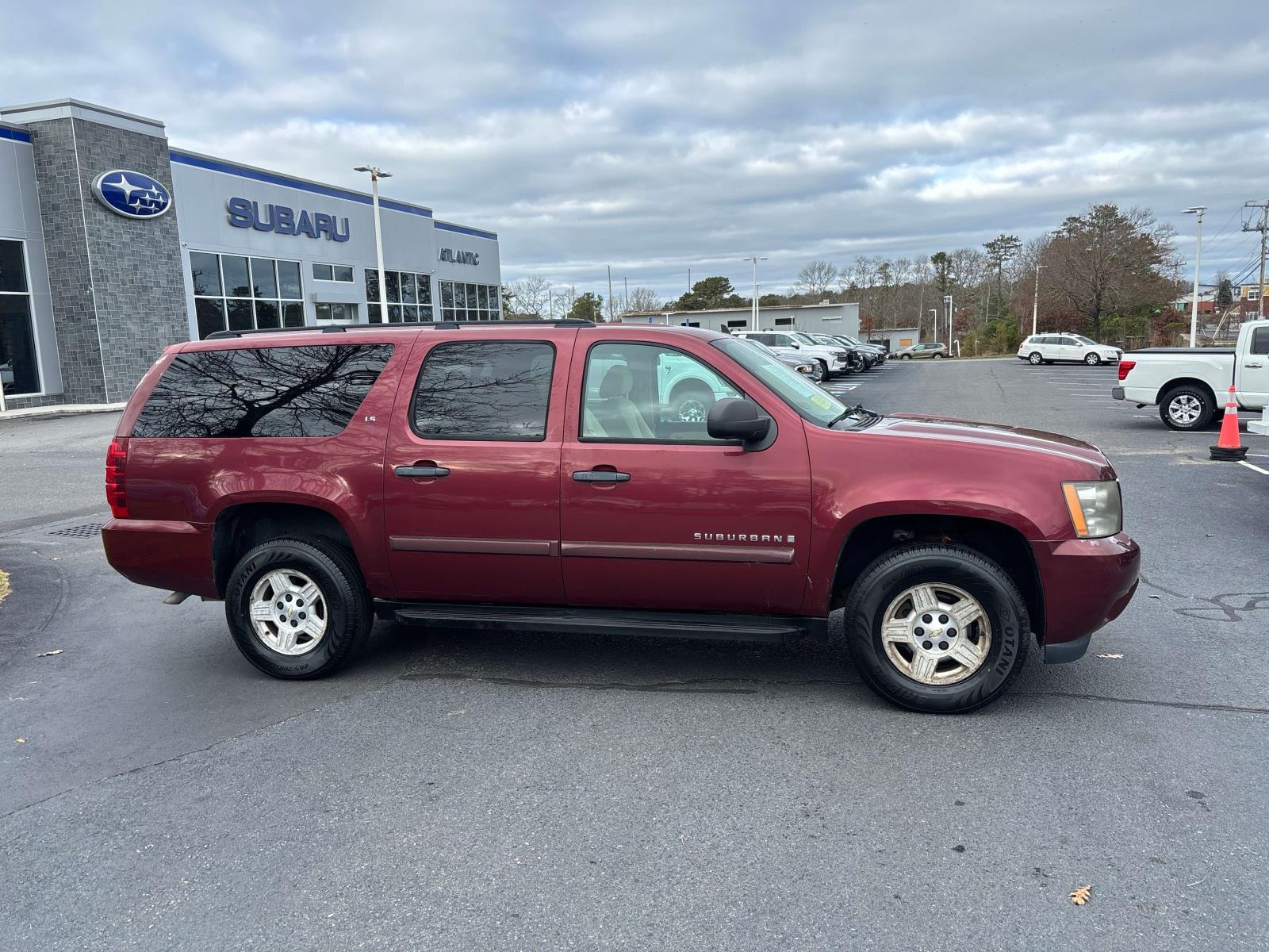 Used 2008 Chevrolet Suburban LS with VIN 3GNFK16318G148197 for sale in Bourne, MA