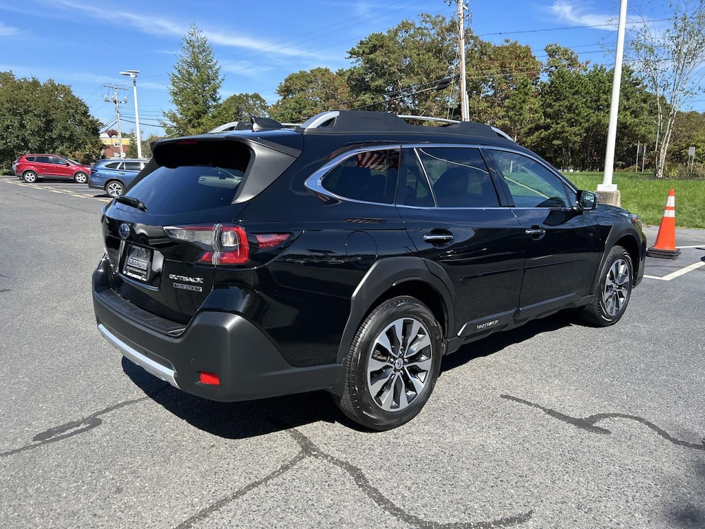 Used 2023 Subaru Outback Touring XT CVT SUV