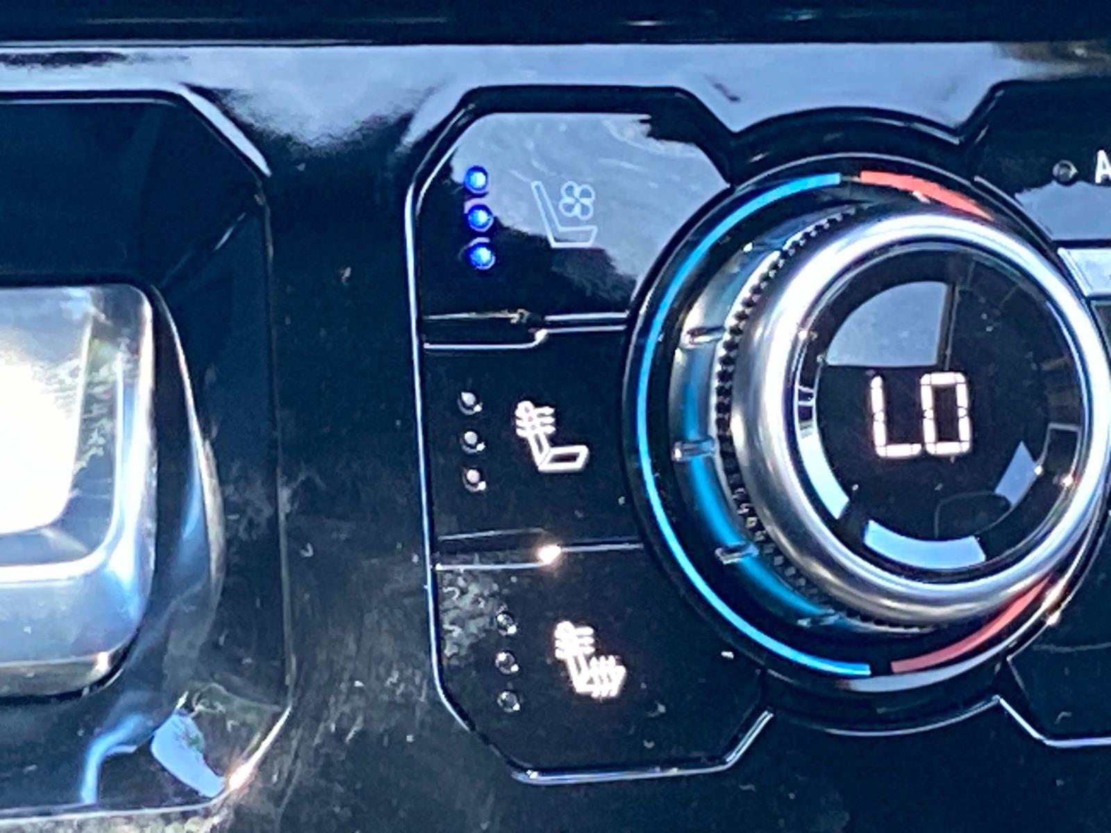 2025 GMC Sierra 2500HD AT4X - Photo 34