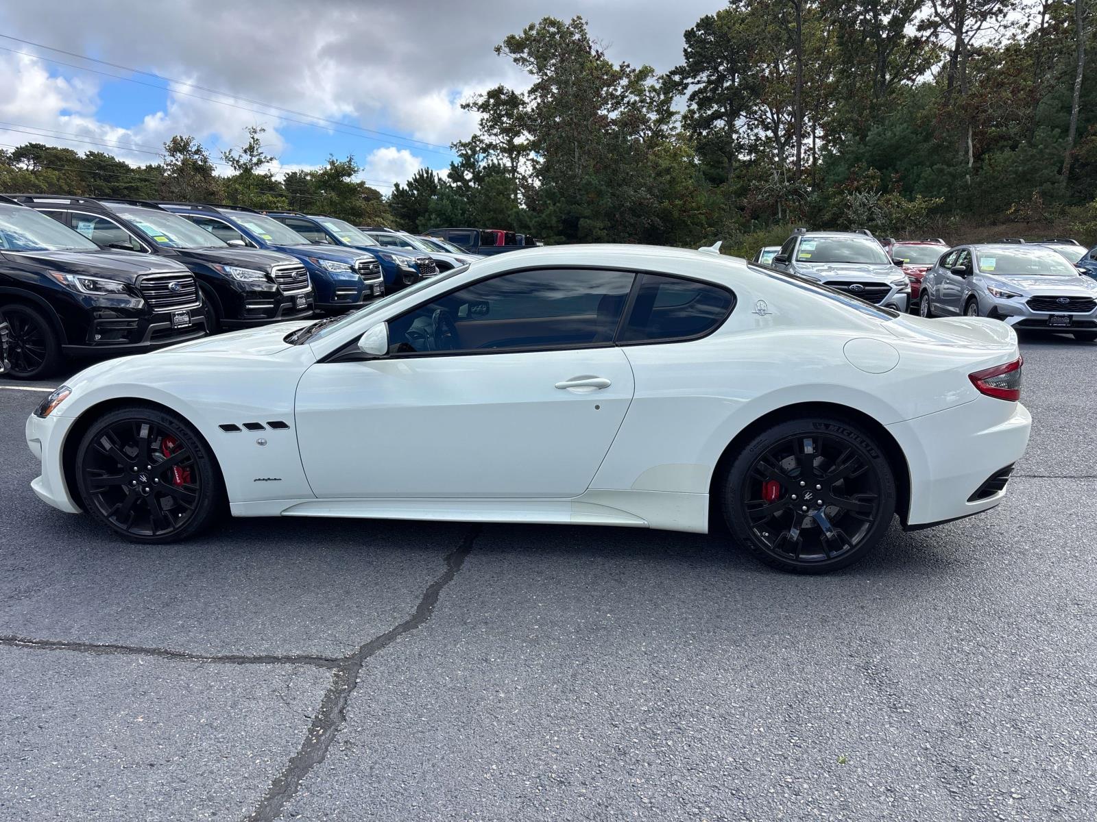 2015 Maserati Granturismo Sport photo 4
