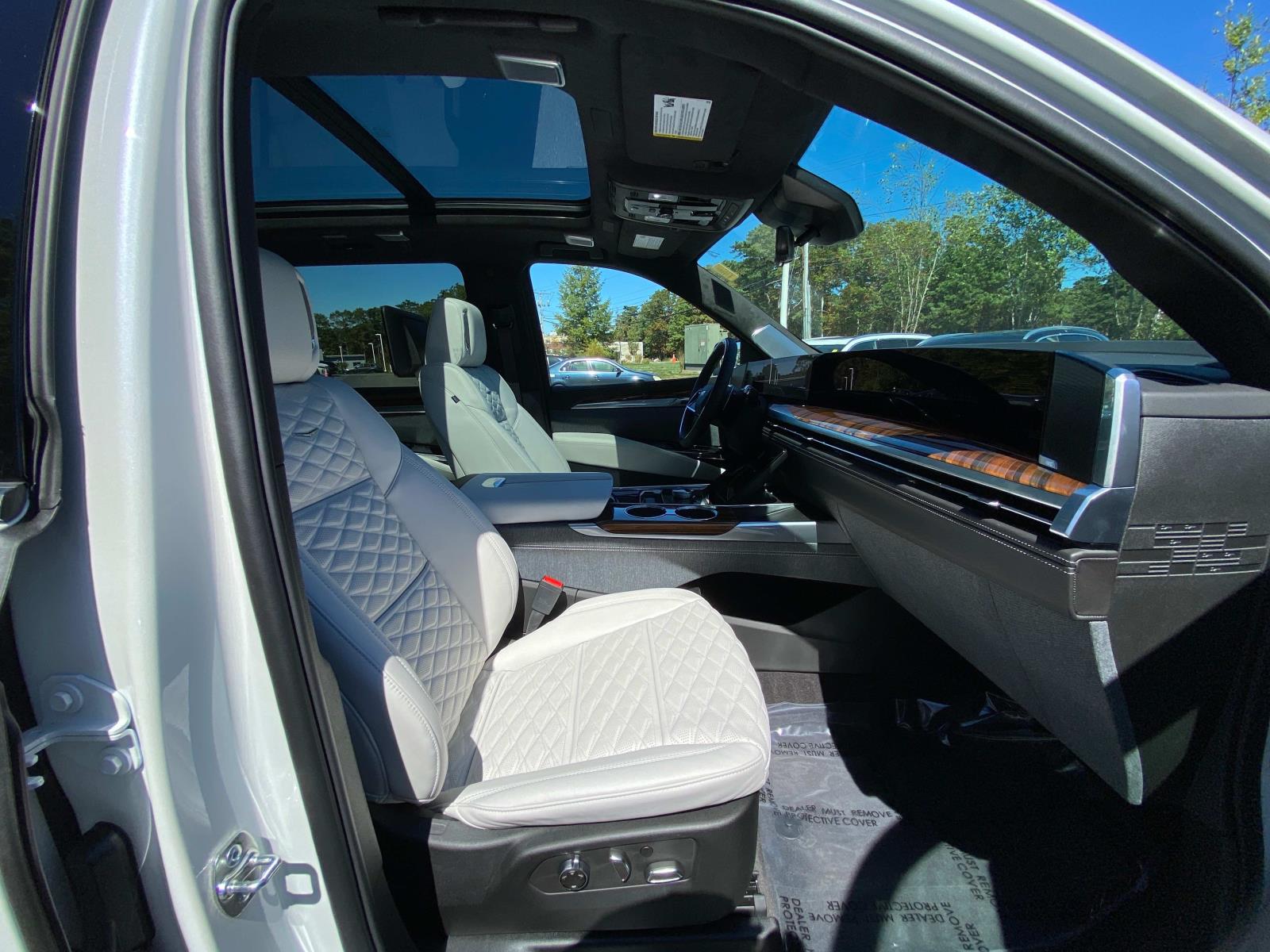 2025 Cadillac Escalade ESV Premium Luxury Platinum - Photo 9