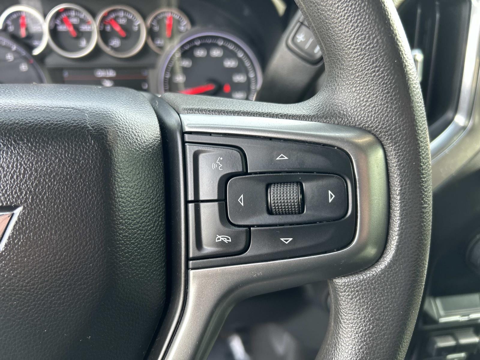 2019 Chevrolet Silverado 1500 RST - Photo 16