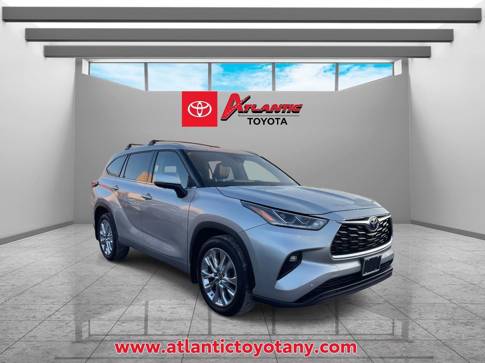 2024 Toyota Highlander SUV 