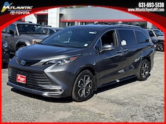 2025 Toyota Sienna Platinum 7 Passenger Van Passenger Van