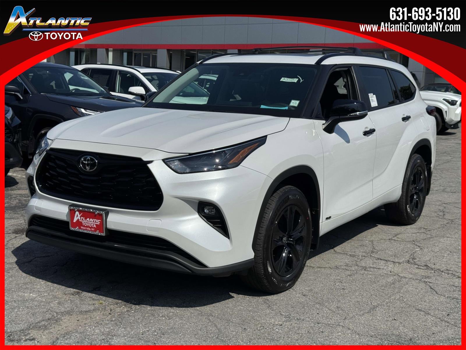 2025 Toyota Highlander Hybrid SUV 