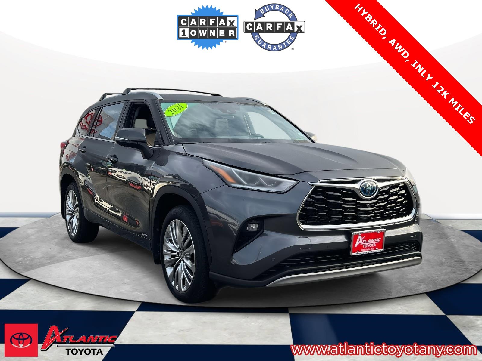 2024 Toyota Highlander Hybrid SUV 