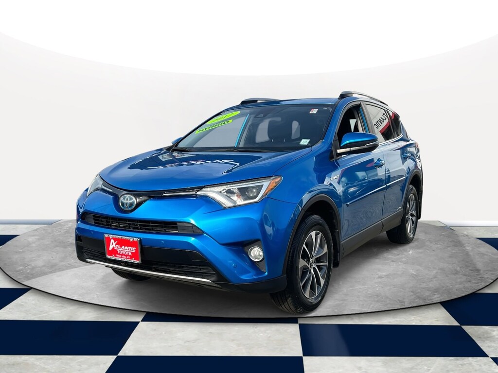 Used 2017 Toyota RAV4 Hybrid XLE SUV