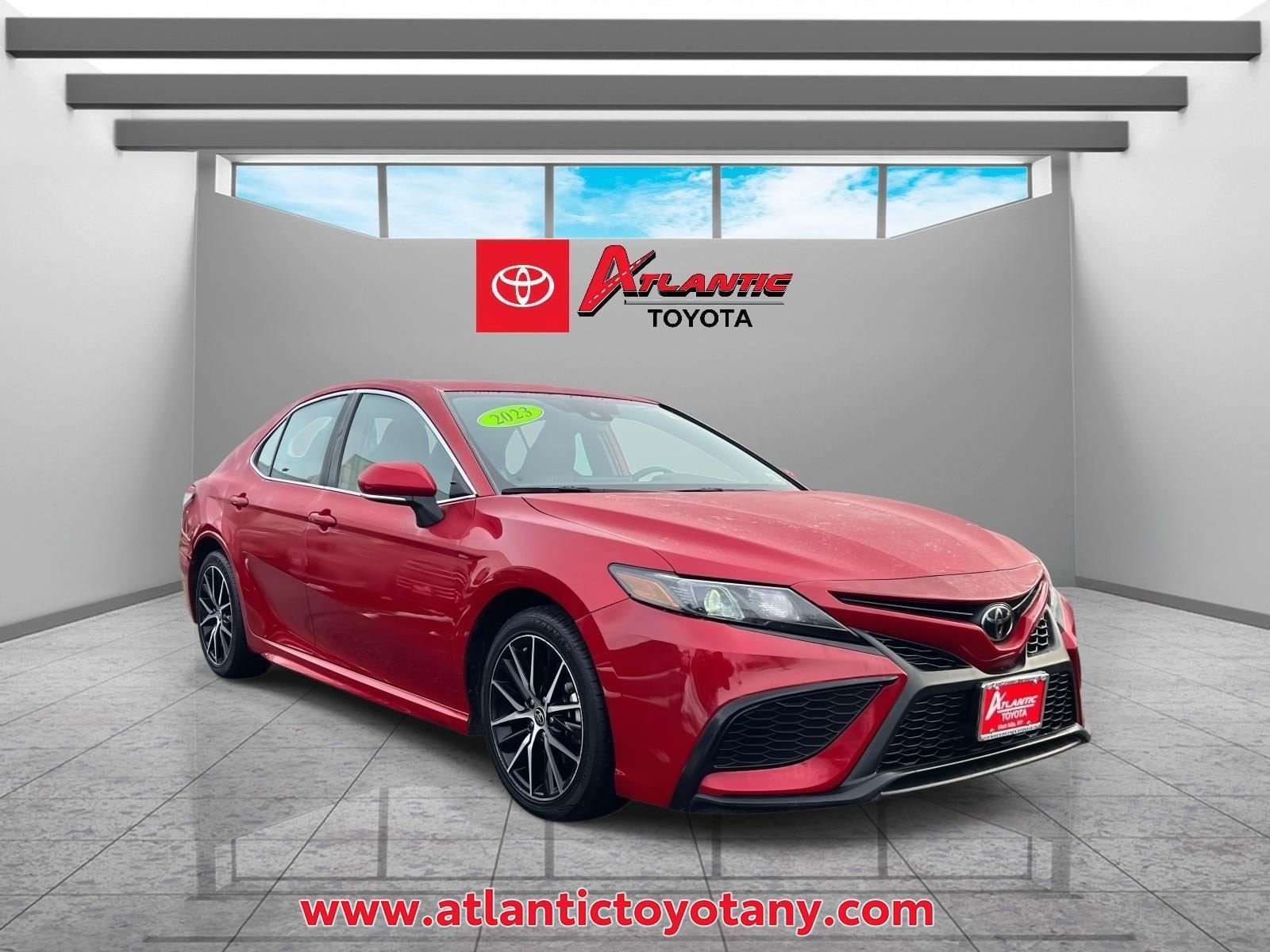2023 Toyota Camry Sedan 