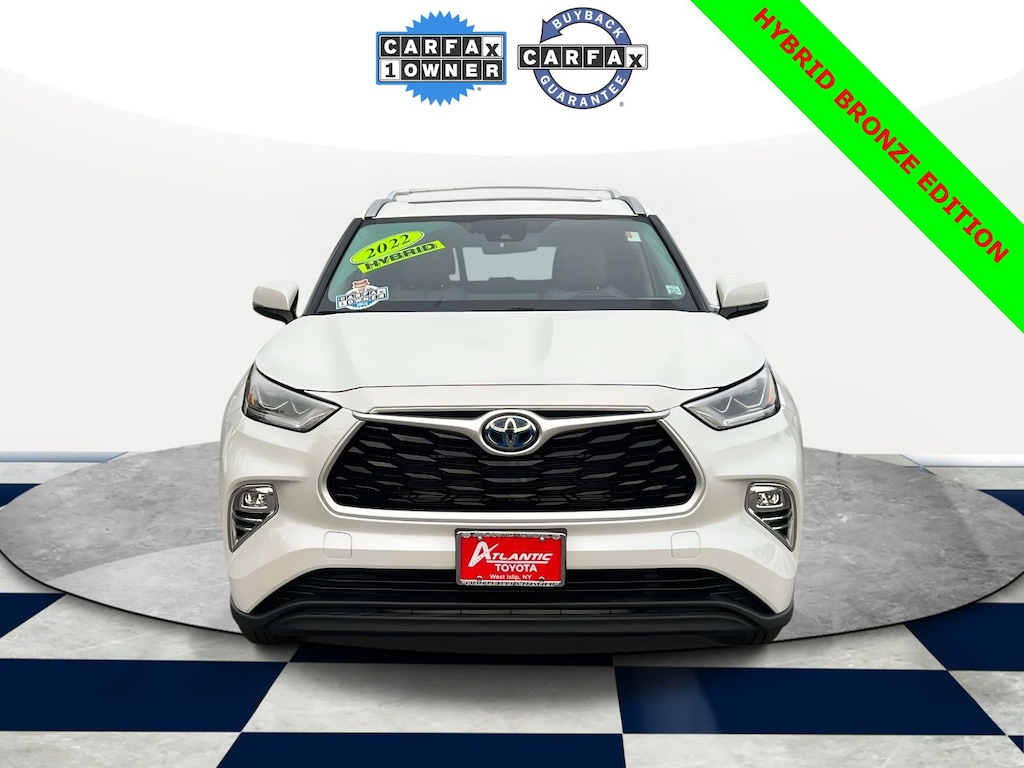 Used 2022 Toyota Highlander Hybrid XLE Bronze SUV