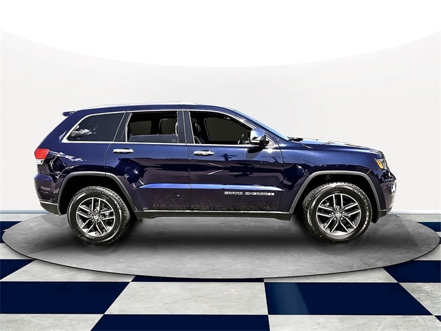 Used 2017 Jeep Grand Cherokee Limited with VIN 1C4RJFBG2HC924449 for sale in West Islip, NY