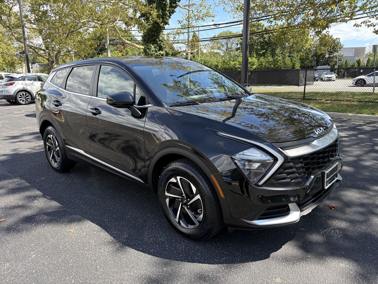 2023 Kia Sportage Hybrid LX photo 3