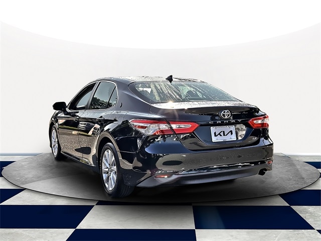 Used 2020 Toyota Camry LE with VIN 4T1C11AK6LU885023 for sale in West Islip, NY