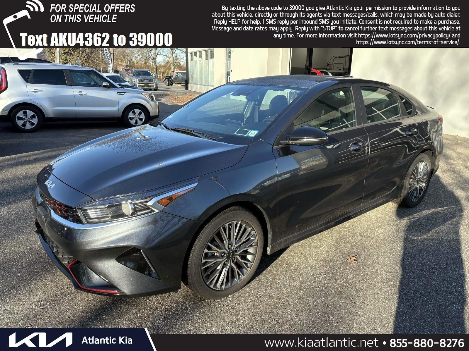 2023 Kia Forte GT-Line's photo