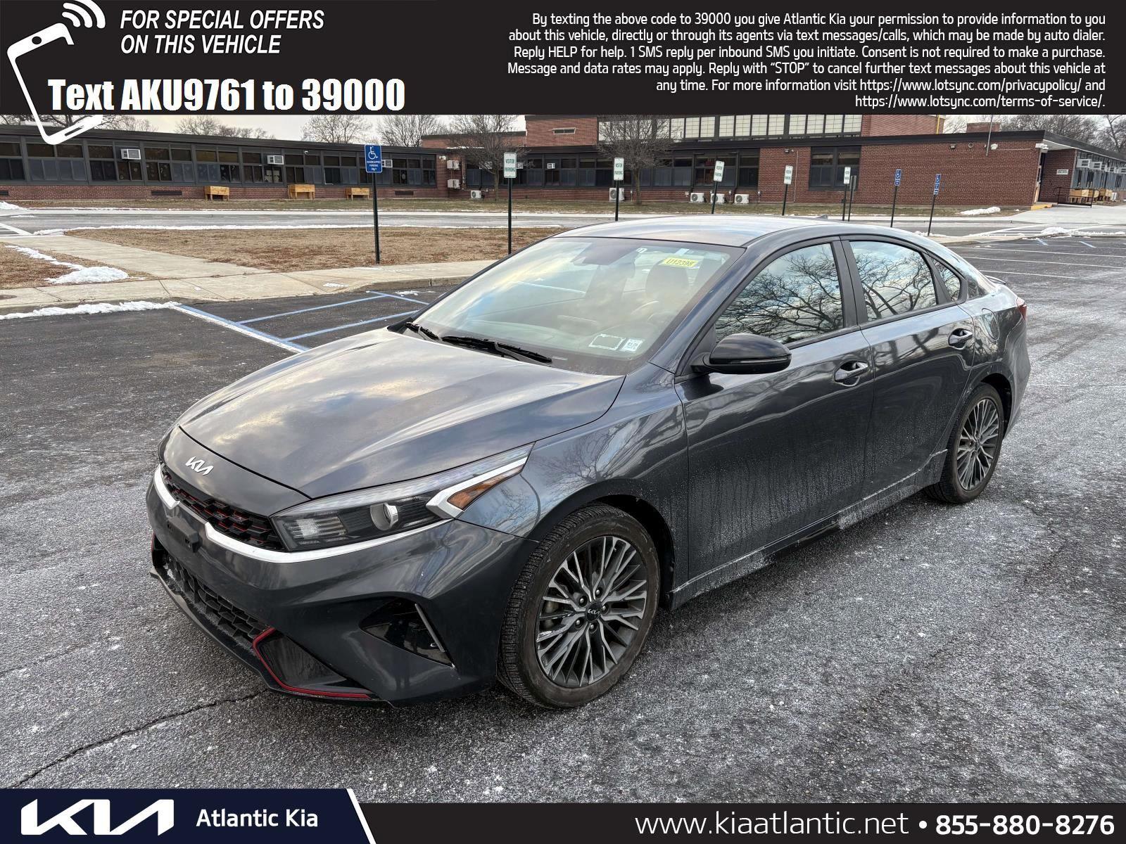 2023 Kia Forte GT-Line's photo