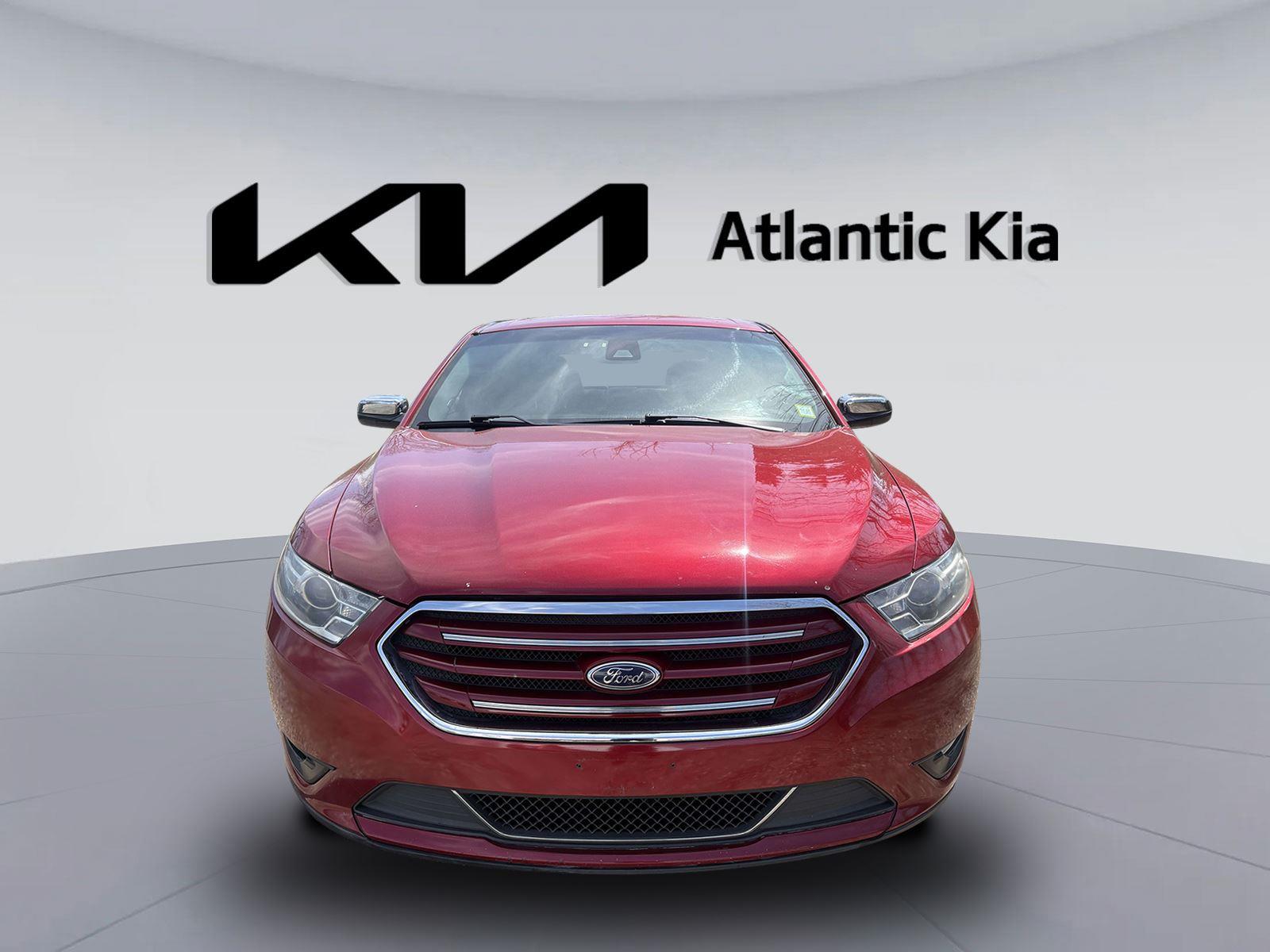 Used 2017 Ford Taurus Limited with VIN 1FAHP2F86HG104363 for sale in West Islip, NY