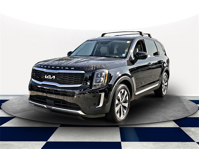 Certified 2022 Kia Telluride EX with VIN 5XYP3DHC7NG222158 for sale in West Islip, NY