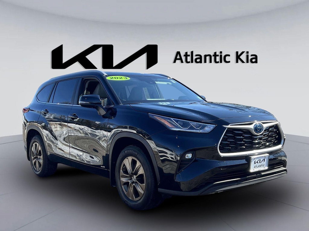 Used 2023 Toyota Highlander Hybrid Bronze Edition SUV