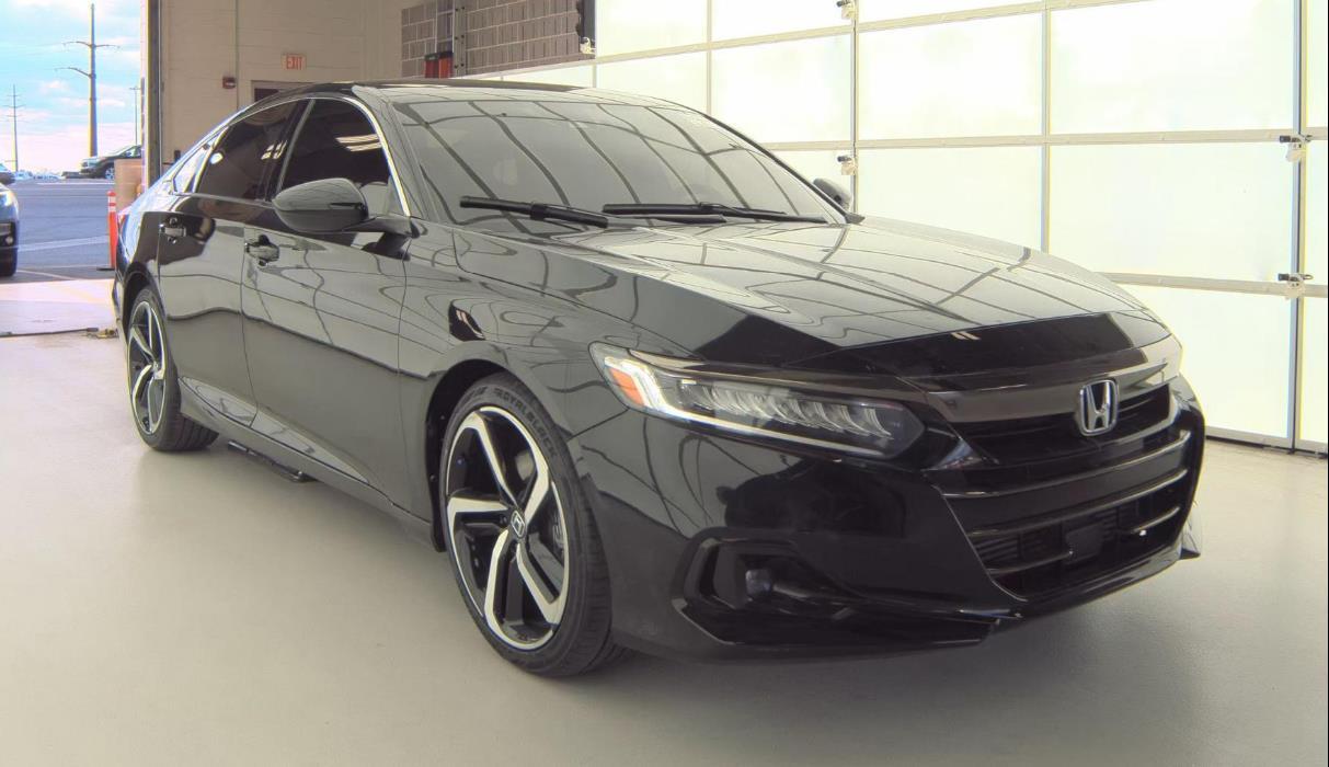 2021 Honda Accord Sport photo 4