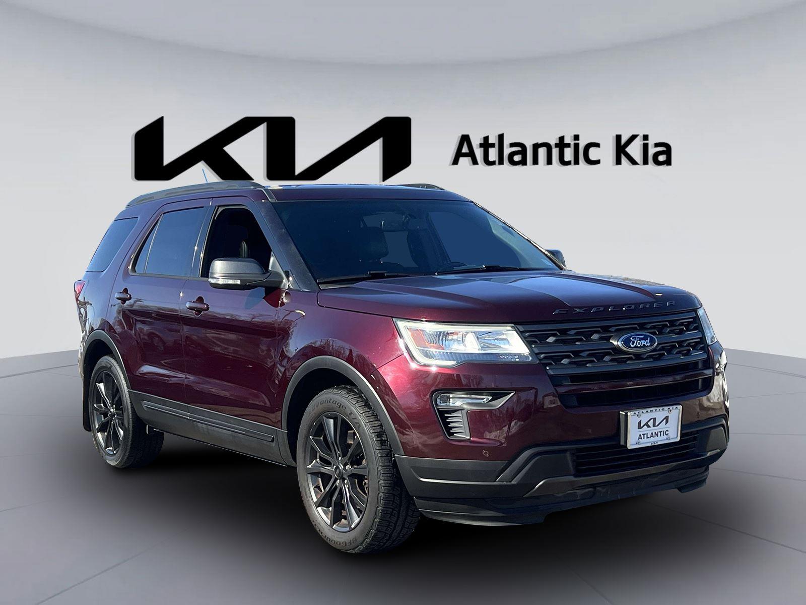 Used 2019 Ford Explorer XLT with VIN 1FM5K8D88KGA99929 for sale in West Islip, NY
