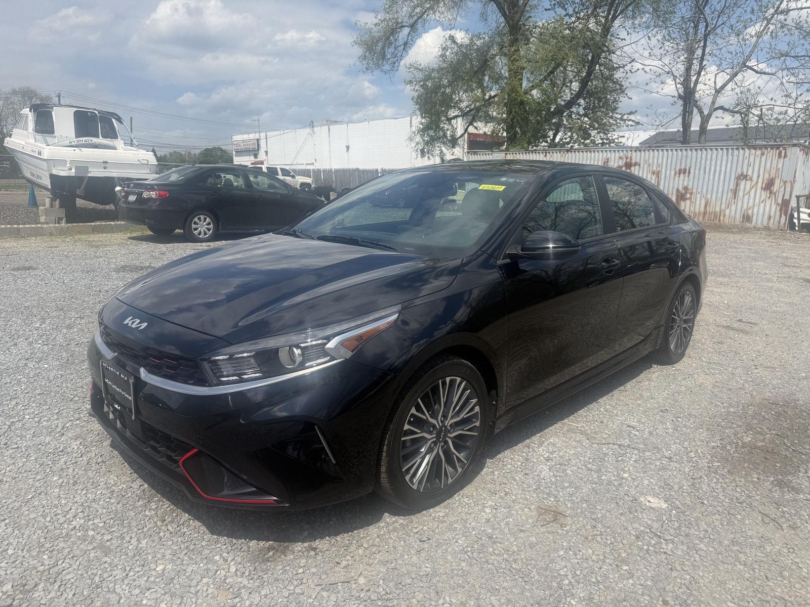 2023 Kia Forte GT-Line AT's photo