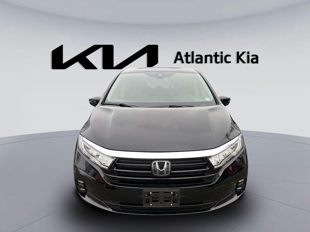 Used 2023 Honda Odyssey Touring Van