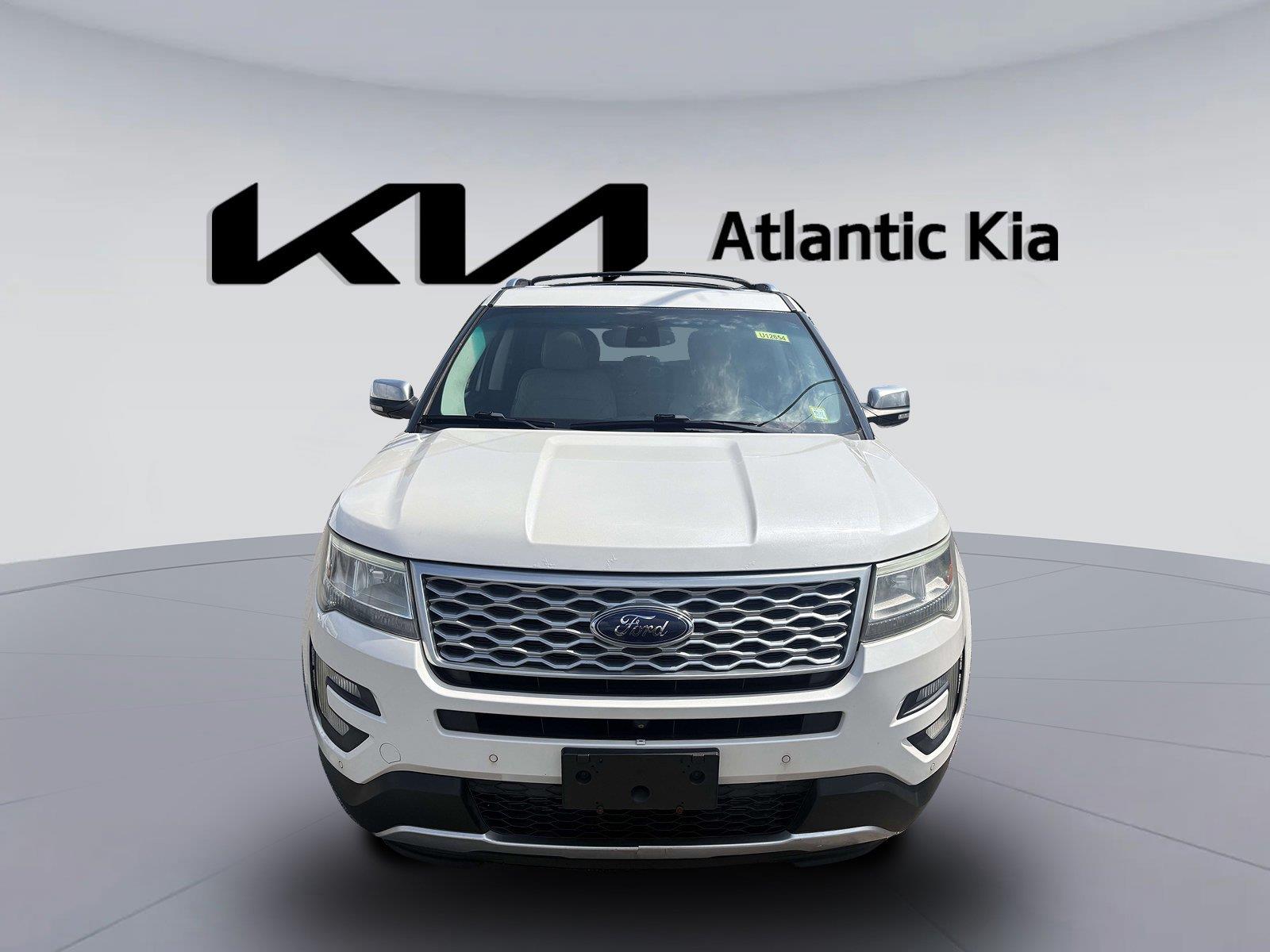 Used 2016 Ford Explorer Platinum with VIN 1FM5K8HT6GGC10547 for sale in West Islip, NY