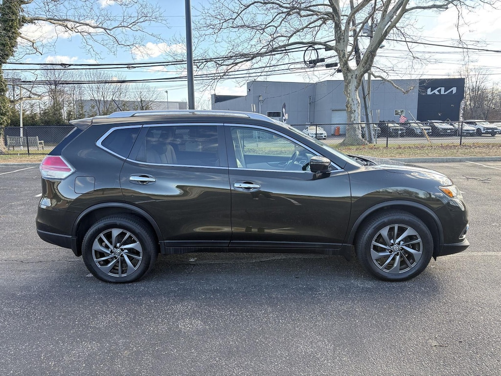 Used 2016 Nissan Rogue SL SUV
