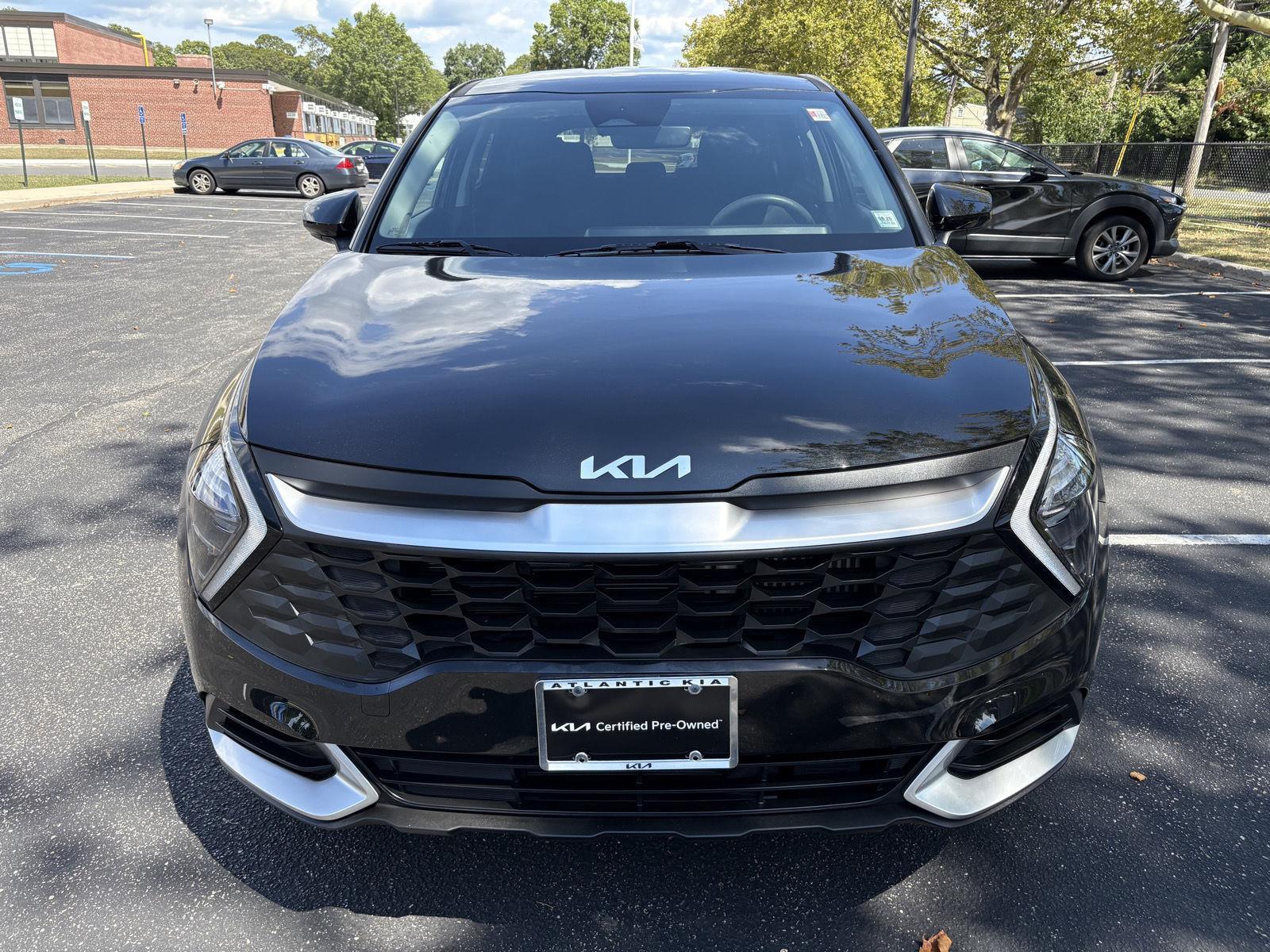 2023 Kia Sportage Hybrid LX photo 2
