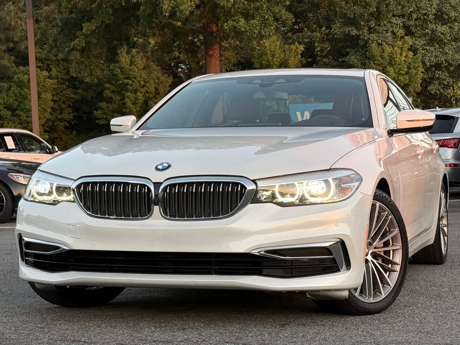 2019 BMW 5 Series 540i Sedan's photo