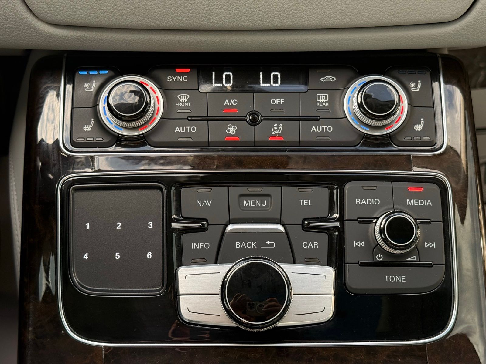 2016 Audi A8 Base - Photo 26