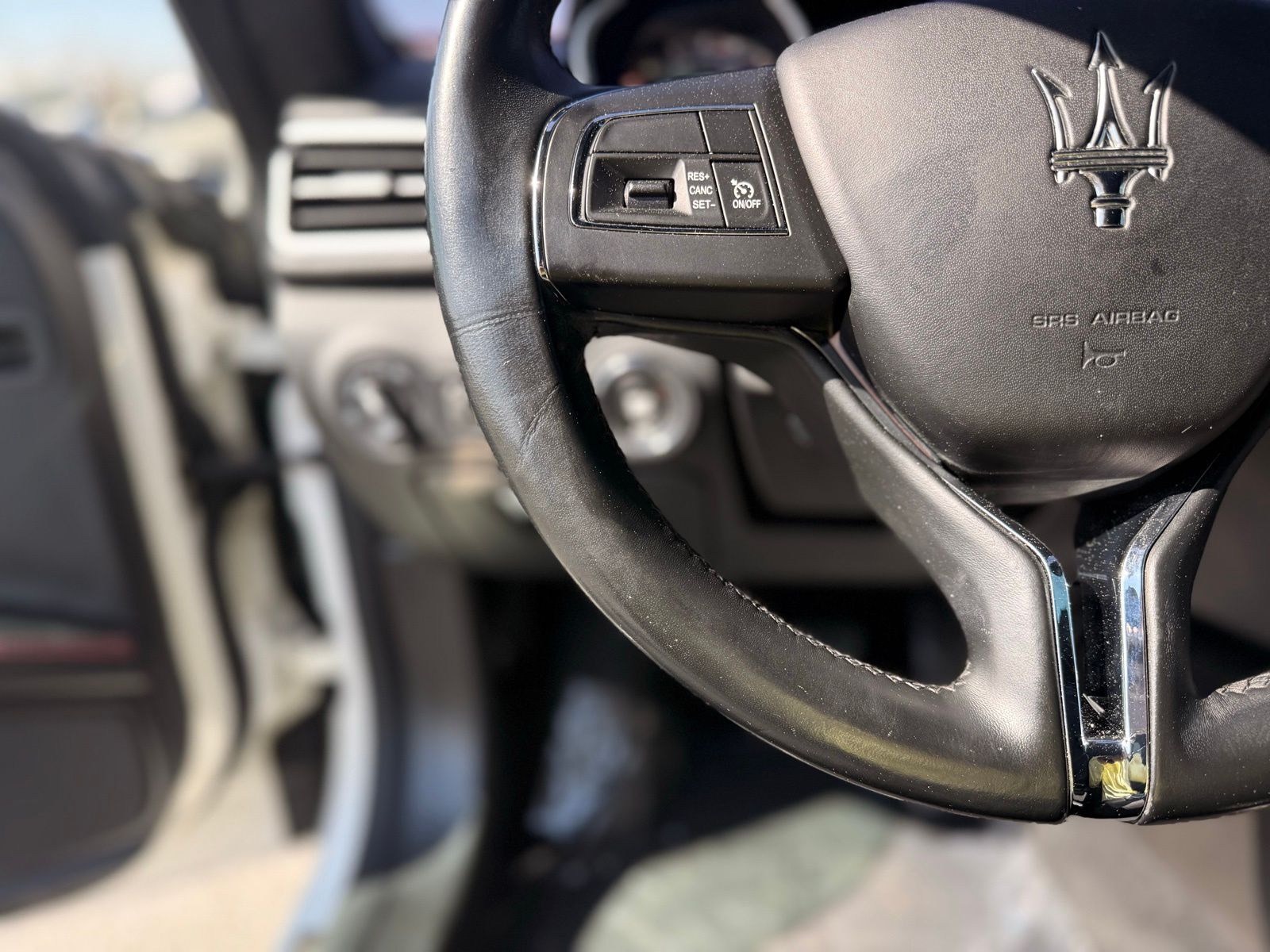 2018 Maserati Ghibli S - Photo 18