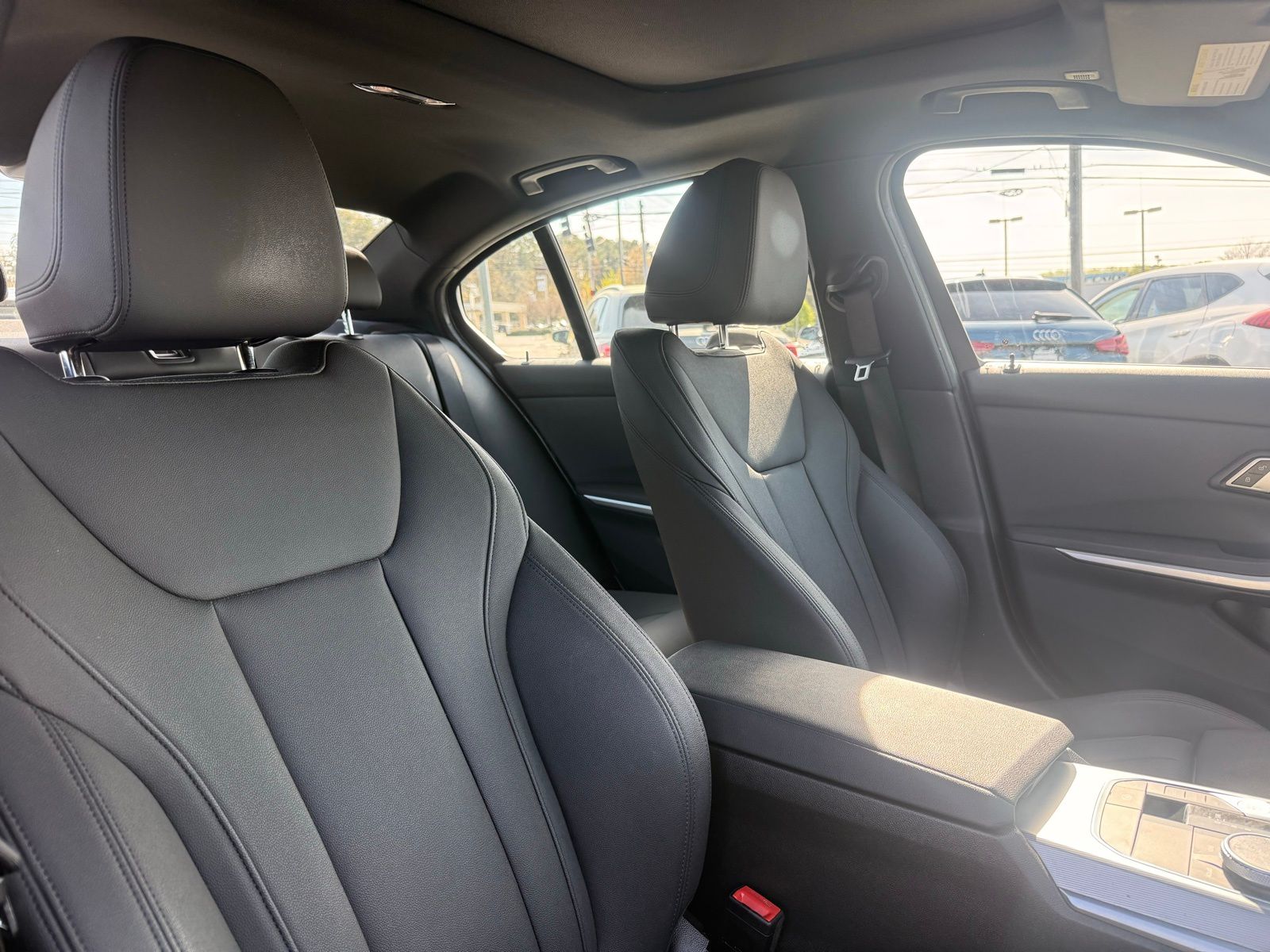 2021 BMW 3 Series 330i - Photo 36
