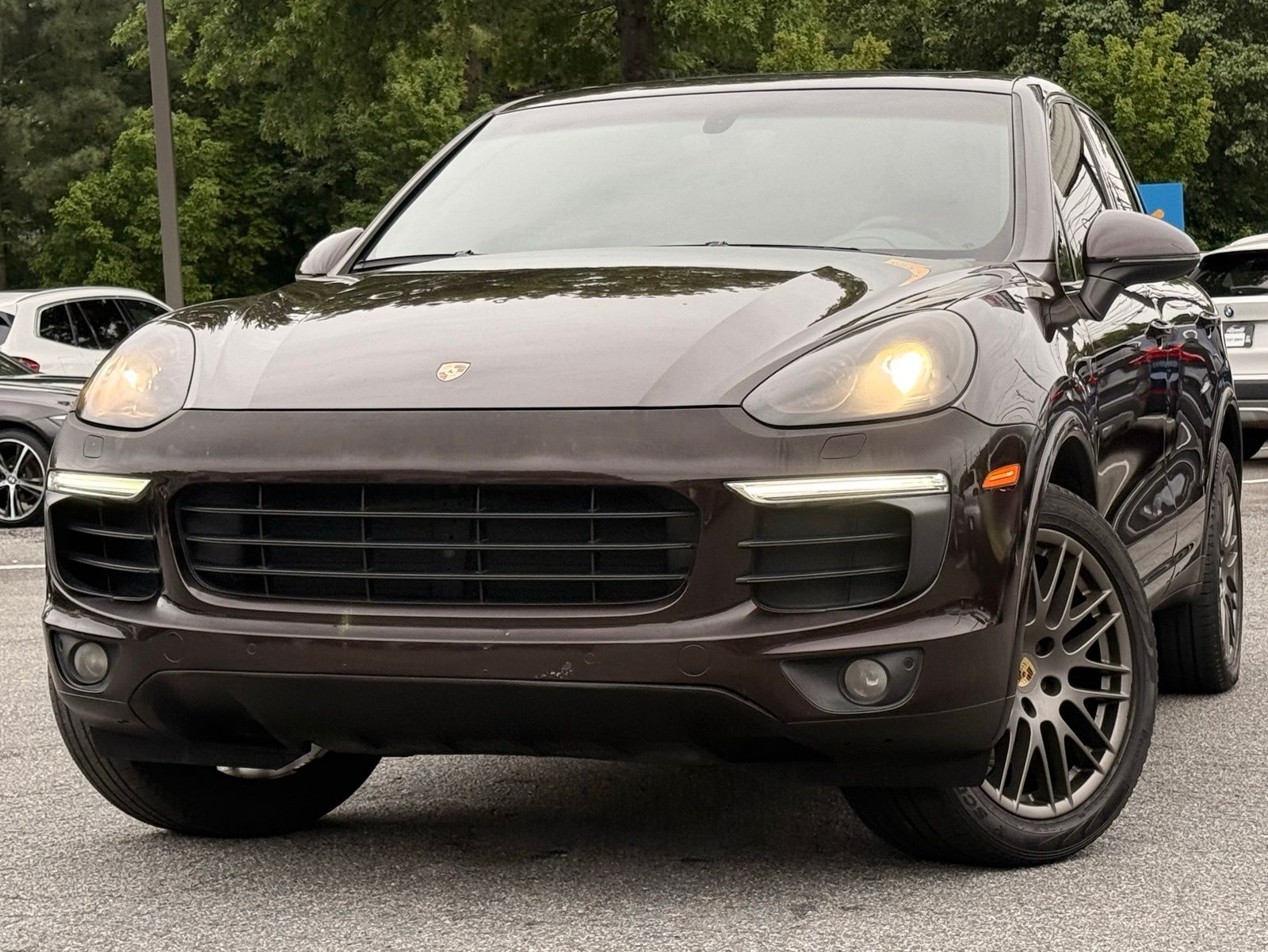 2017 Porsche Cayenne Platinum Edition's photo