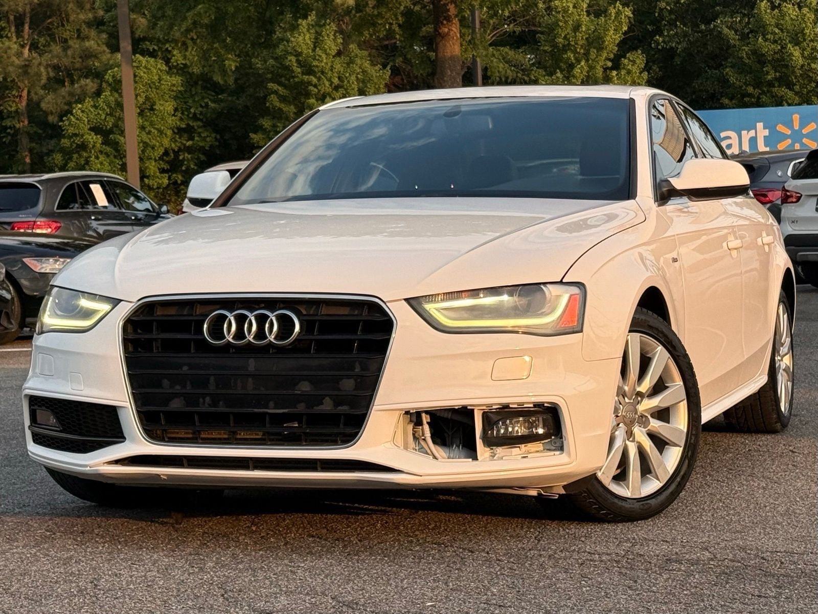 2015 Audi A4 2.0T FWD multitronic Premium's photo