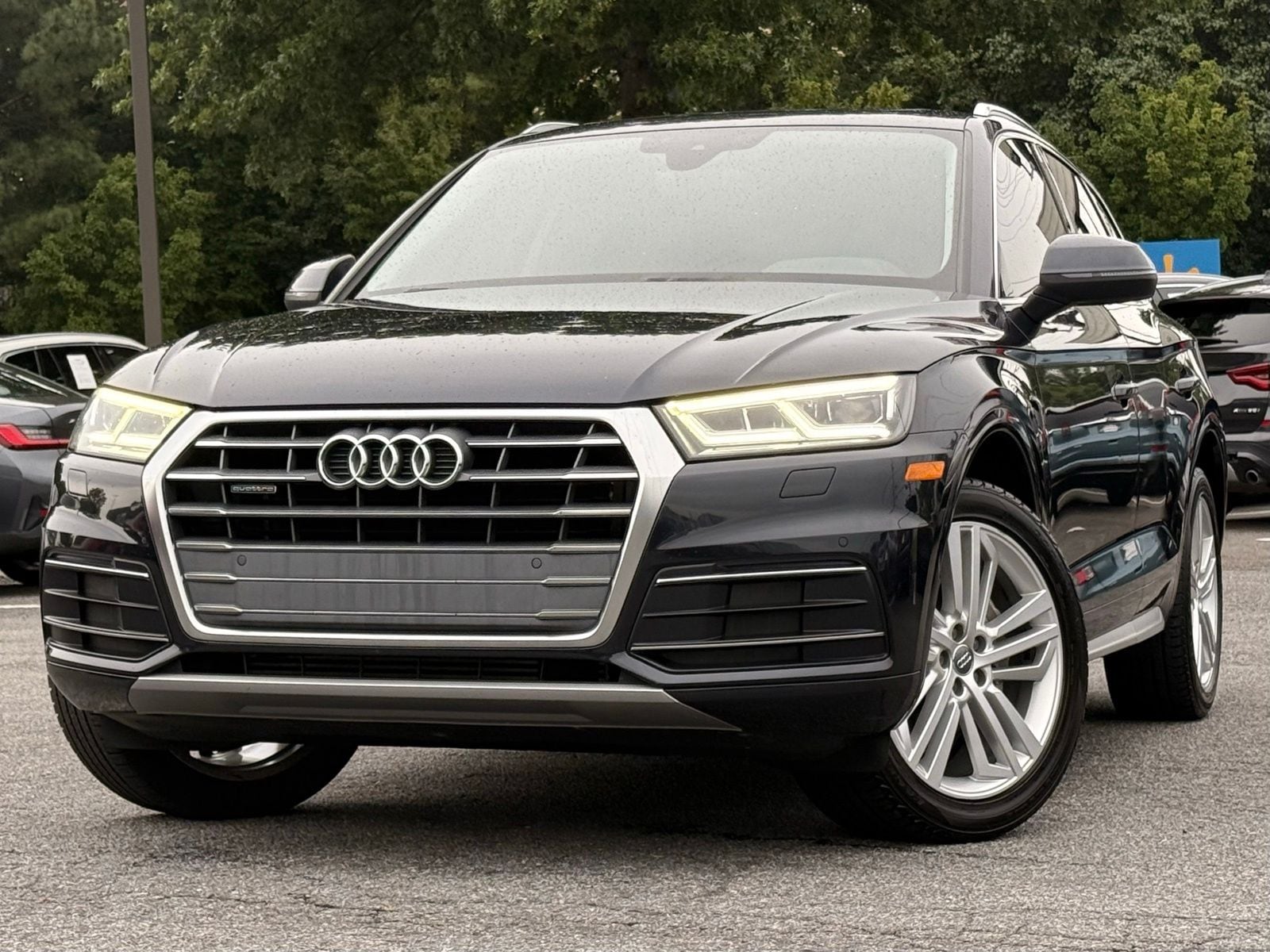 2019 Audi Q5 2.0T quattro S tronic Premium Plus's photo