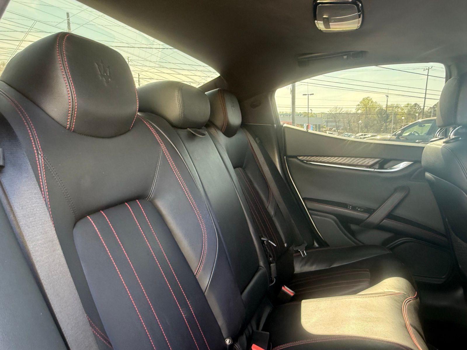 2018 Maserati Ghibli S - Photo 32