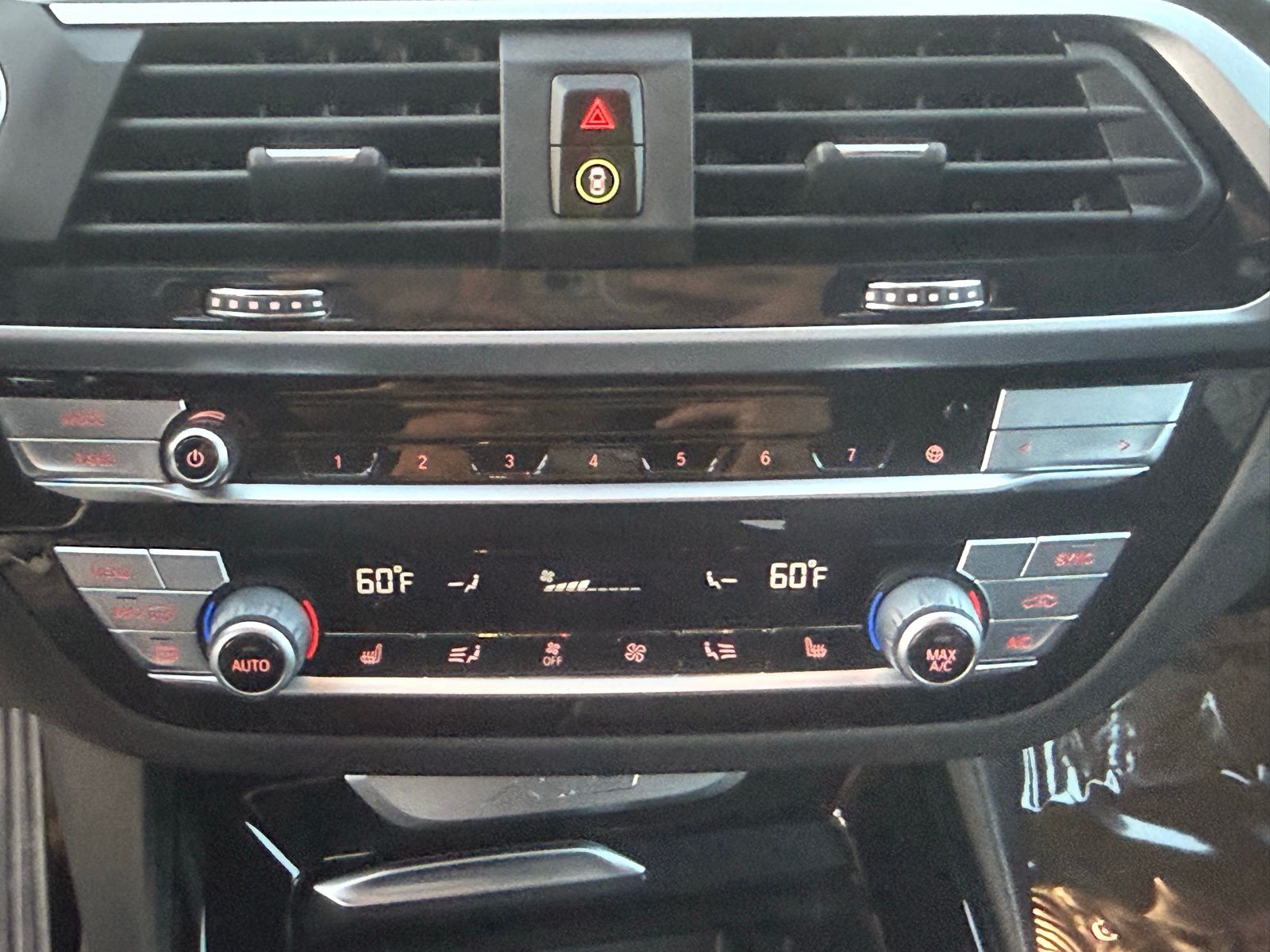 2020 BMW X3 30i - Photo 24