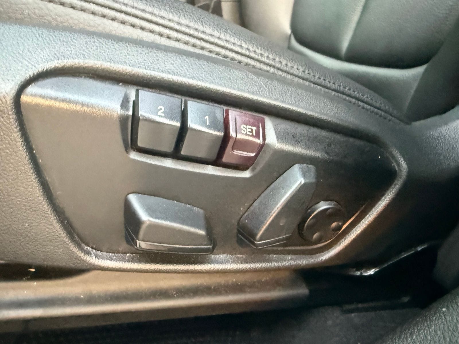 2021 BMW X1 28i - Photo 17